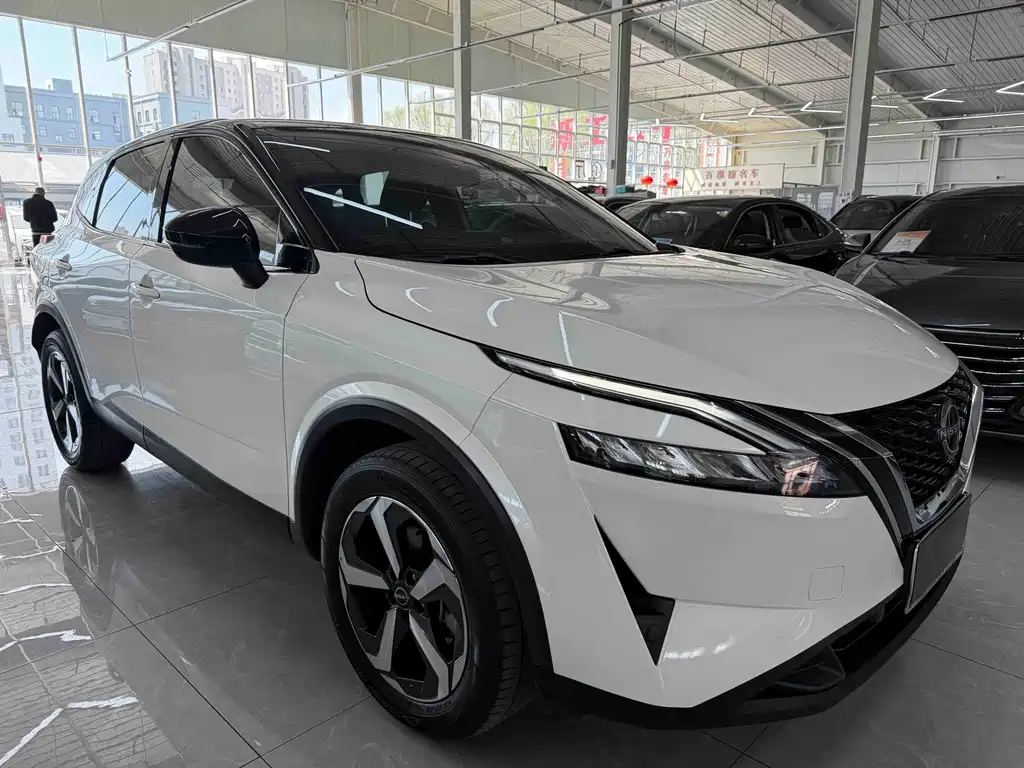 Nissan Qashqai 2023 1.3T CVT Luxury