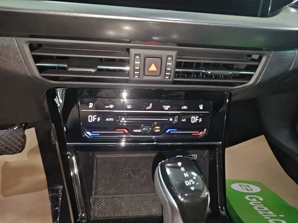 Volkswagen Passat — миниатюра 13