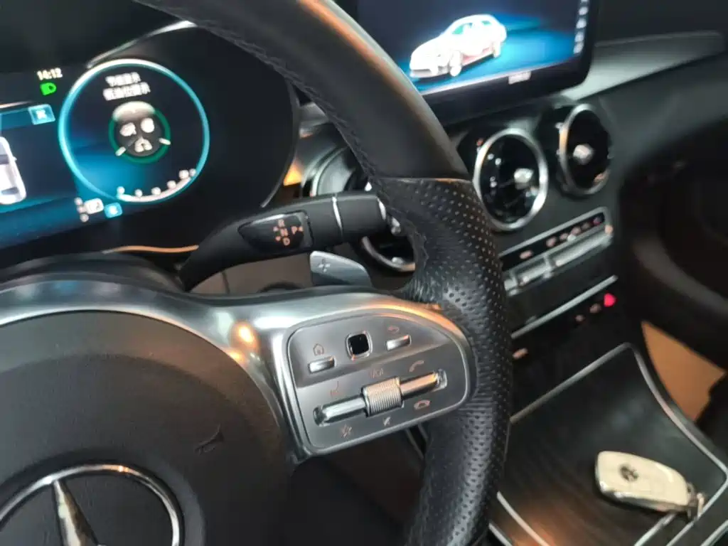 Mercedes-Benz C-Class — миниатюра 14