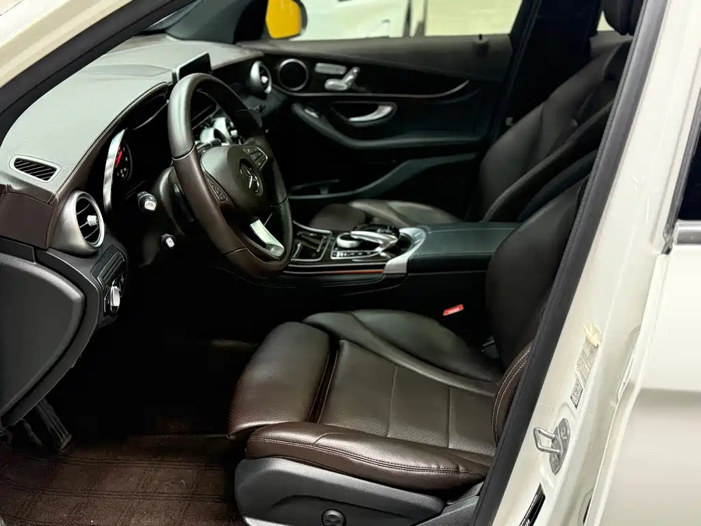 Mercedes-Benz GLC — миниатюра 16