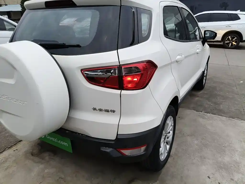 Ford Ecosport — миниатюра 8