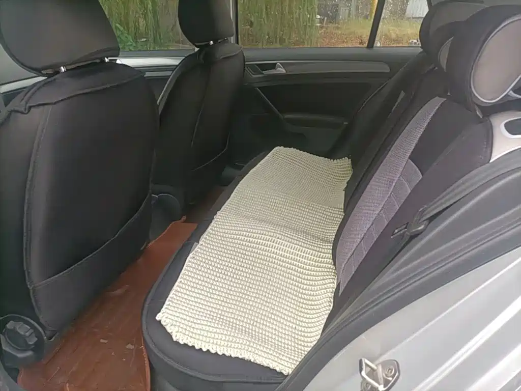 Volkswagen Golf — миниатюра 17