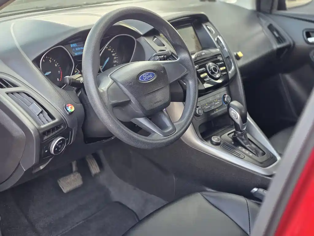 Ford Focus — миниатюра 5