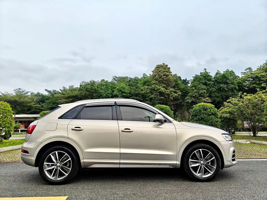 Audi Q3 — миниатюра 8