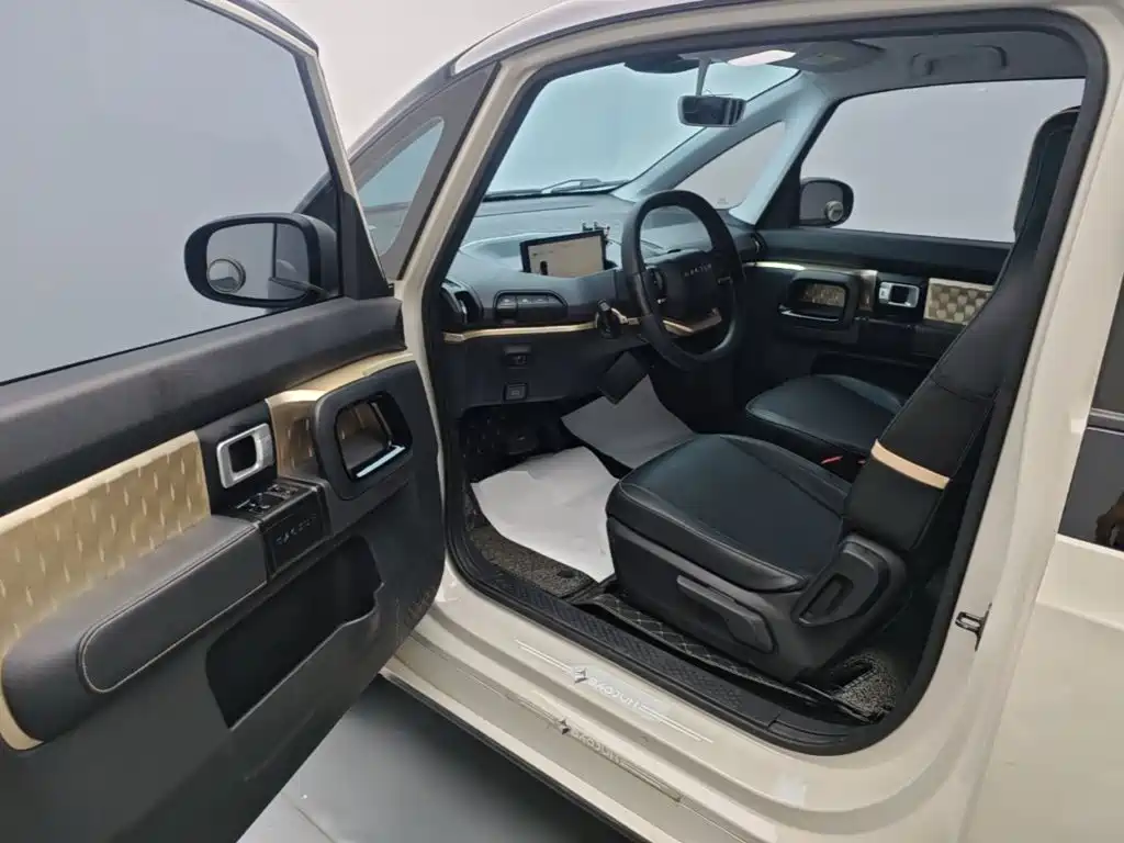 Baojun KiWi EV — миниатюра 16