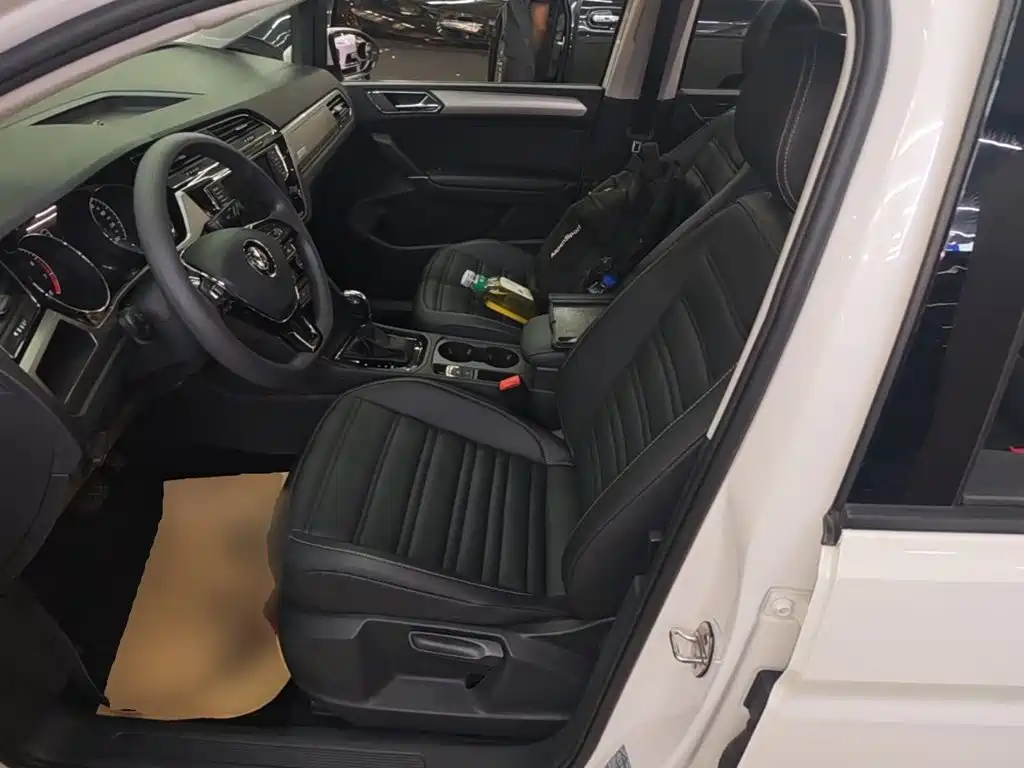 Volkswagen Touran — миниатюра 15