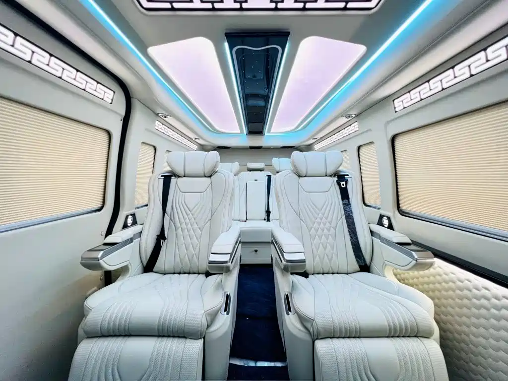 Toyota Hiace — миниатюра 13