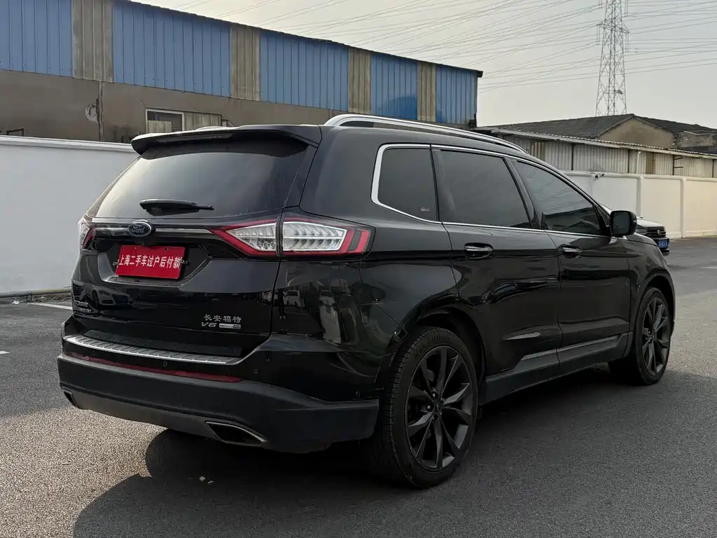 Ford Edge — миниатюра 13