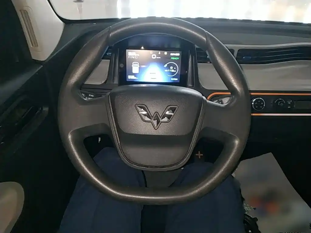 Wuling MINIEV — миниатюра 11