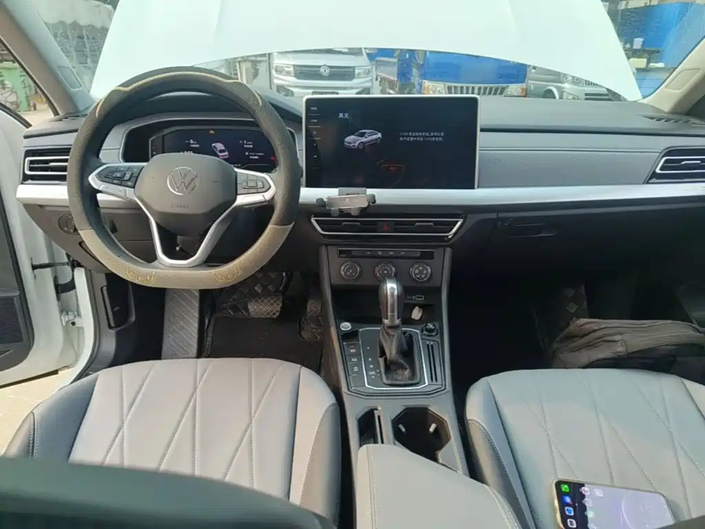 Volkswagen Lavida — миниатюра 10