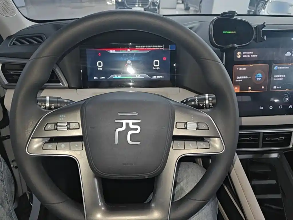 BYD Yuan UP — миниатюра 11