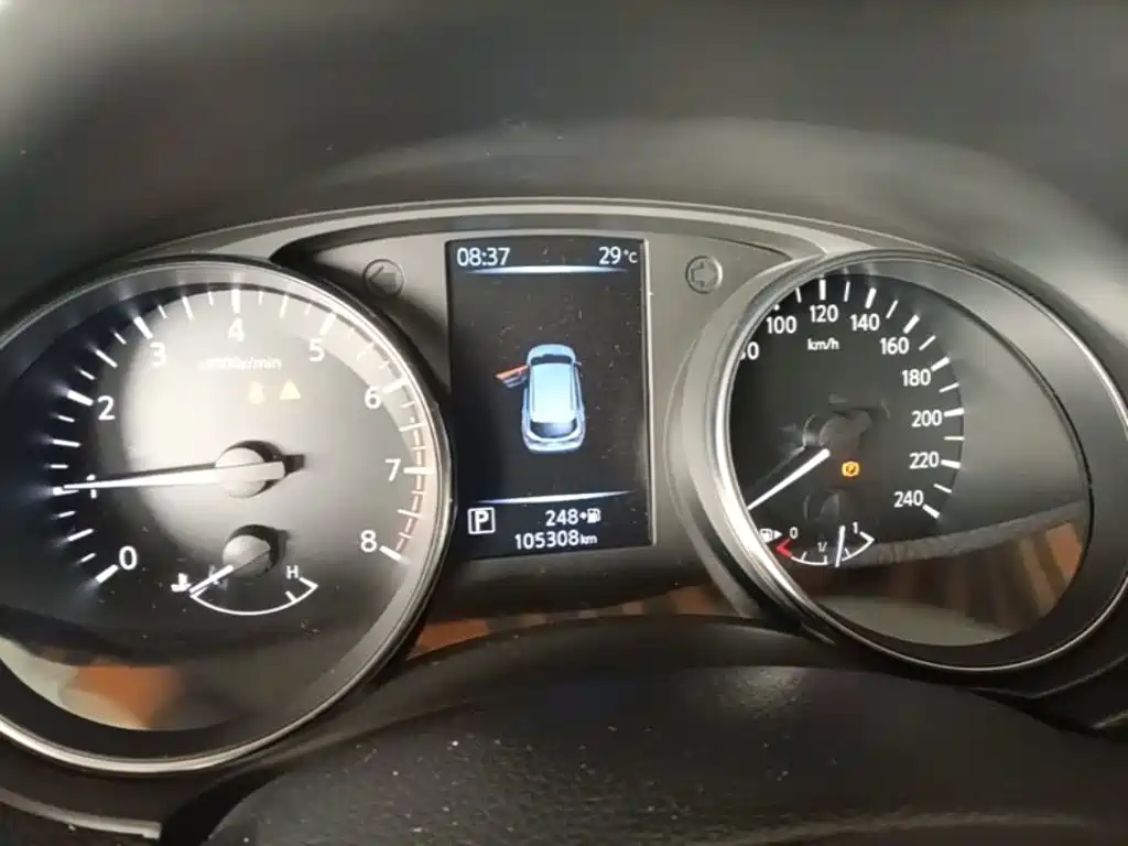 Nissan Qashqai — миниатюра 12