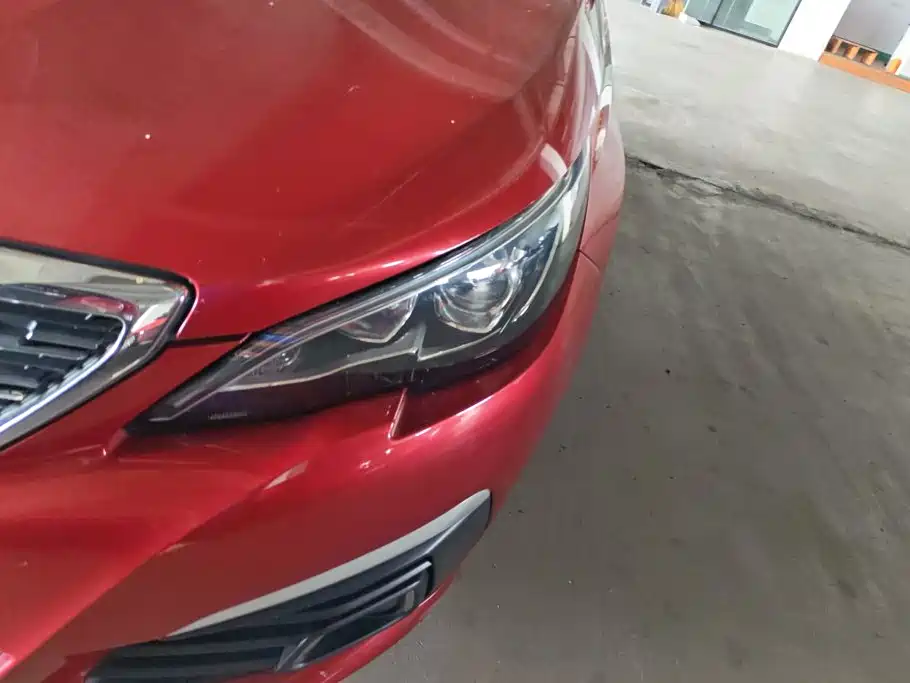 Peugeot 308 — миниатюра 5