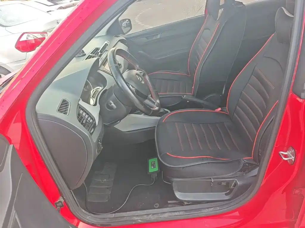 Skoda Fabia — миниатюра 15