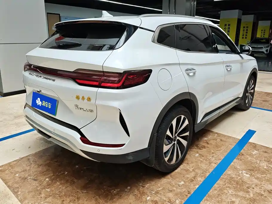 BYD PLUS New Energy — миниатюра 3