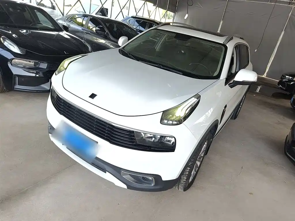 Lynk & Co 01 2018