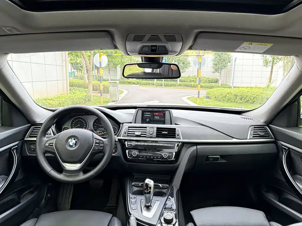 BMW 3 Series GT — миниатюра 9