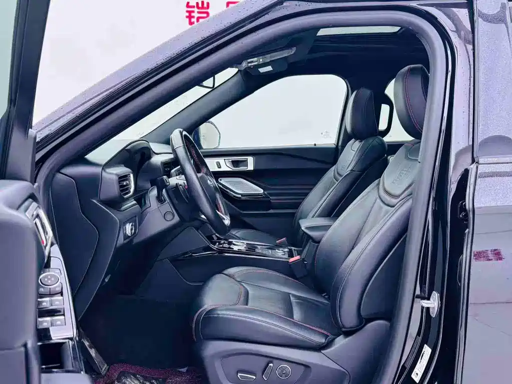 Ford Explorer — миниатюра 8