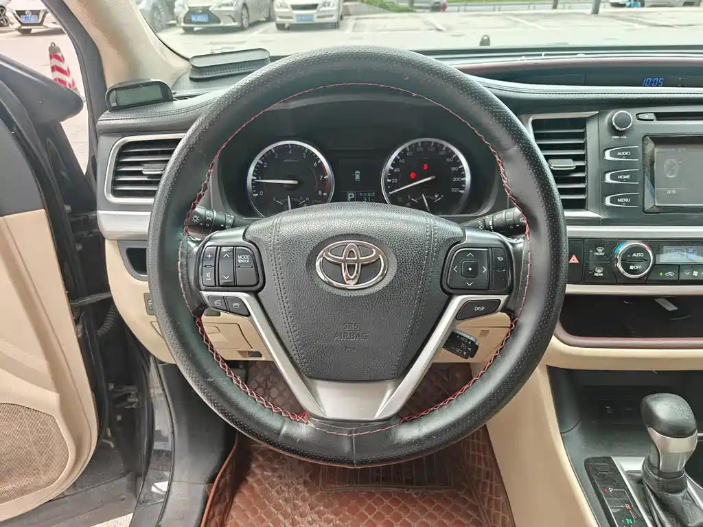 Toyota Highlander — миниатюра 8