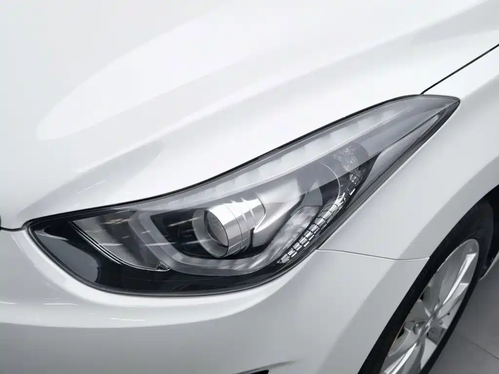 Hyundai Elantra Langdong — миниатюра 7