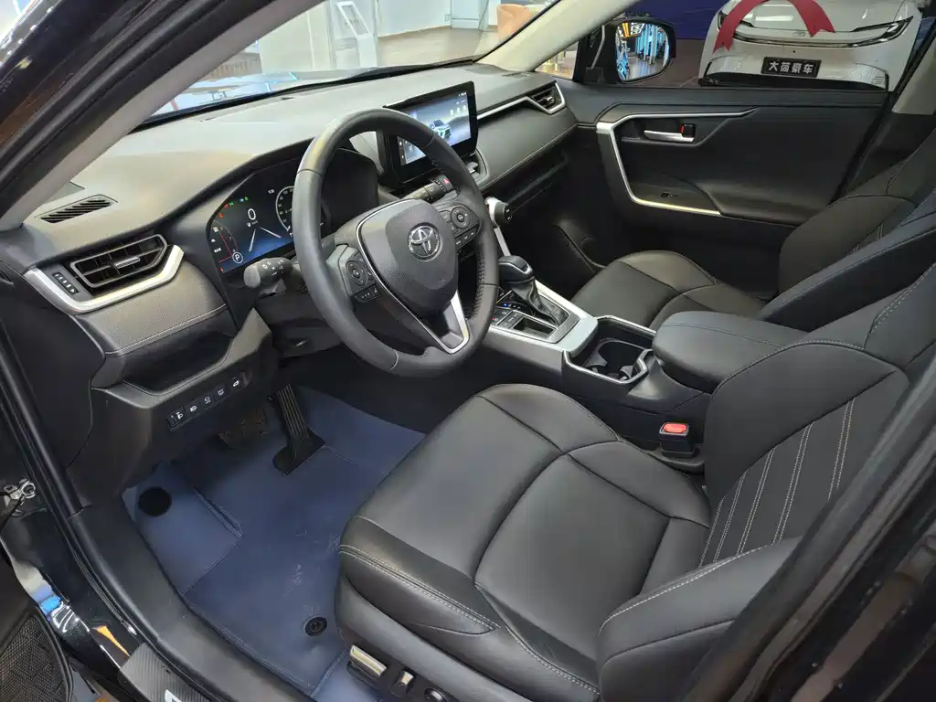 Toyota Wildlander — миниатюра 10