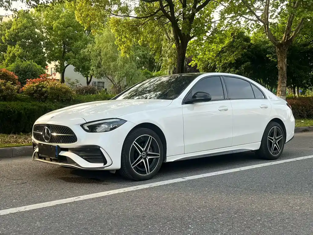 Mercedes-Benz C-Class 2023