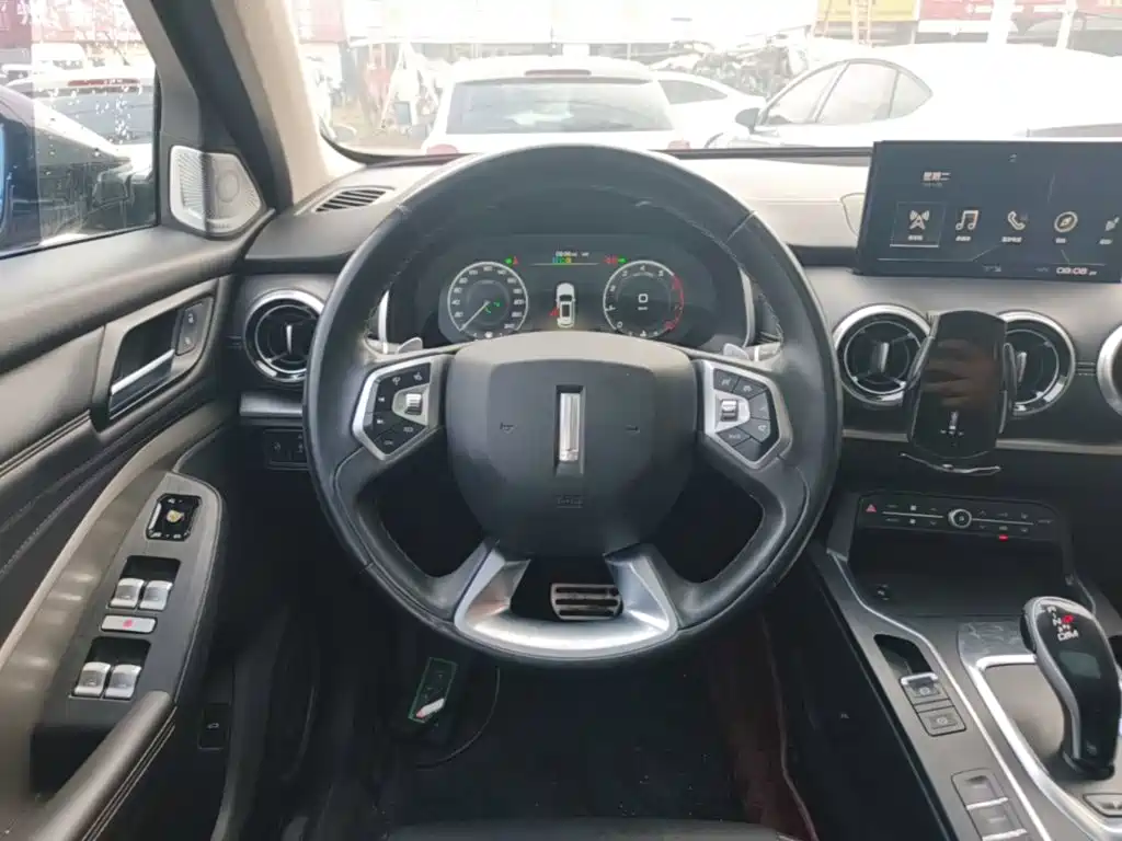 Wey Wey VV6 — миниатюра 11