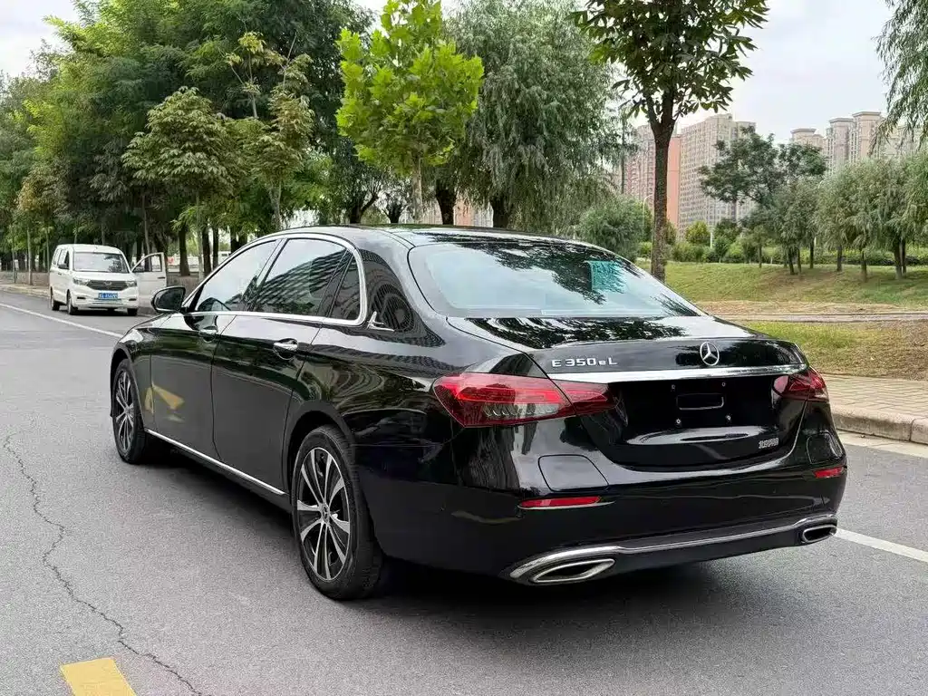 Mercedes-Benz E-Class New Energy — миниатюра 9