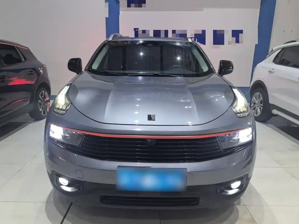 Lynk & Co 01 — миниатюра 3