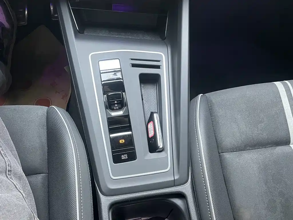 Volkswagen Golf — миниатюра 13