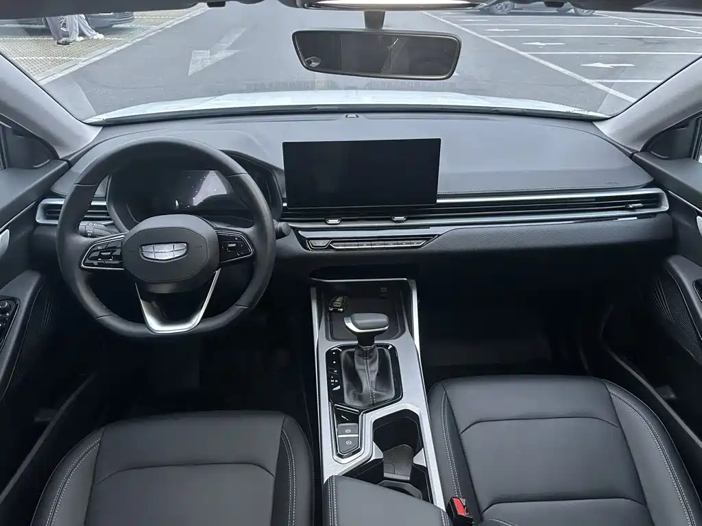 Geely Emgrand — миниатюра 5