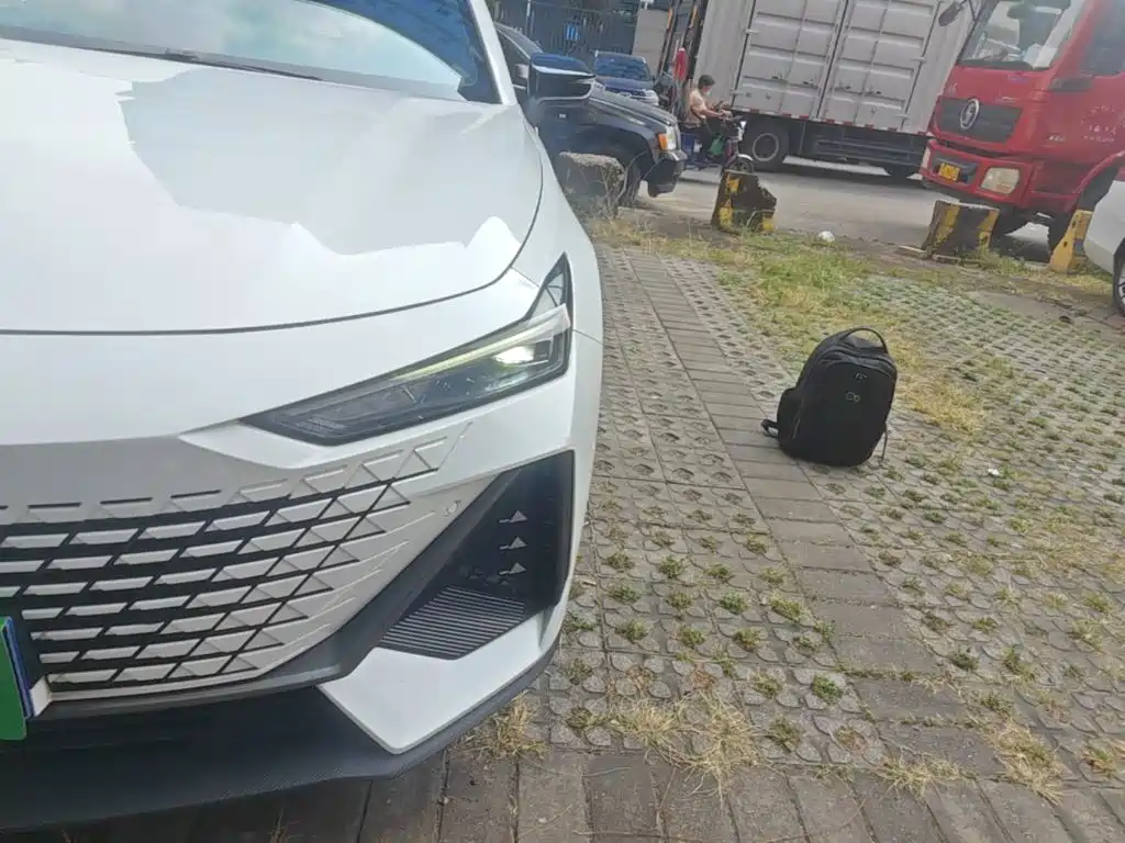 Changan UNI-V — миниатюра 24