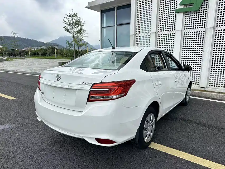 Toyota Vios — миниатюра 28