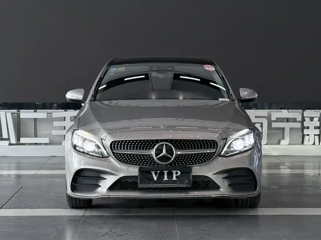 Mercedes-Benz C-Class — миниатюра 2