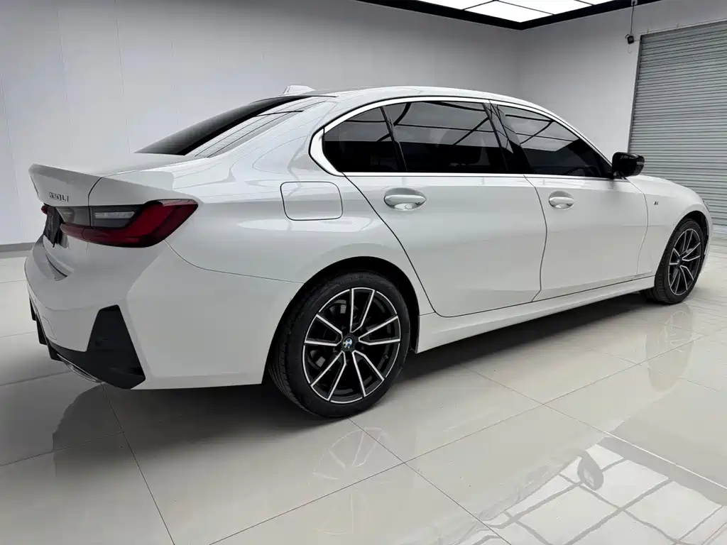 BMW 3 Series — миниатюра 6