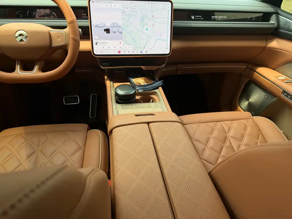 NIO ES8 — миниатюра 8