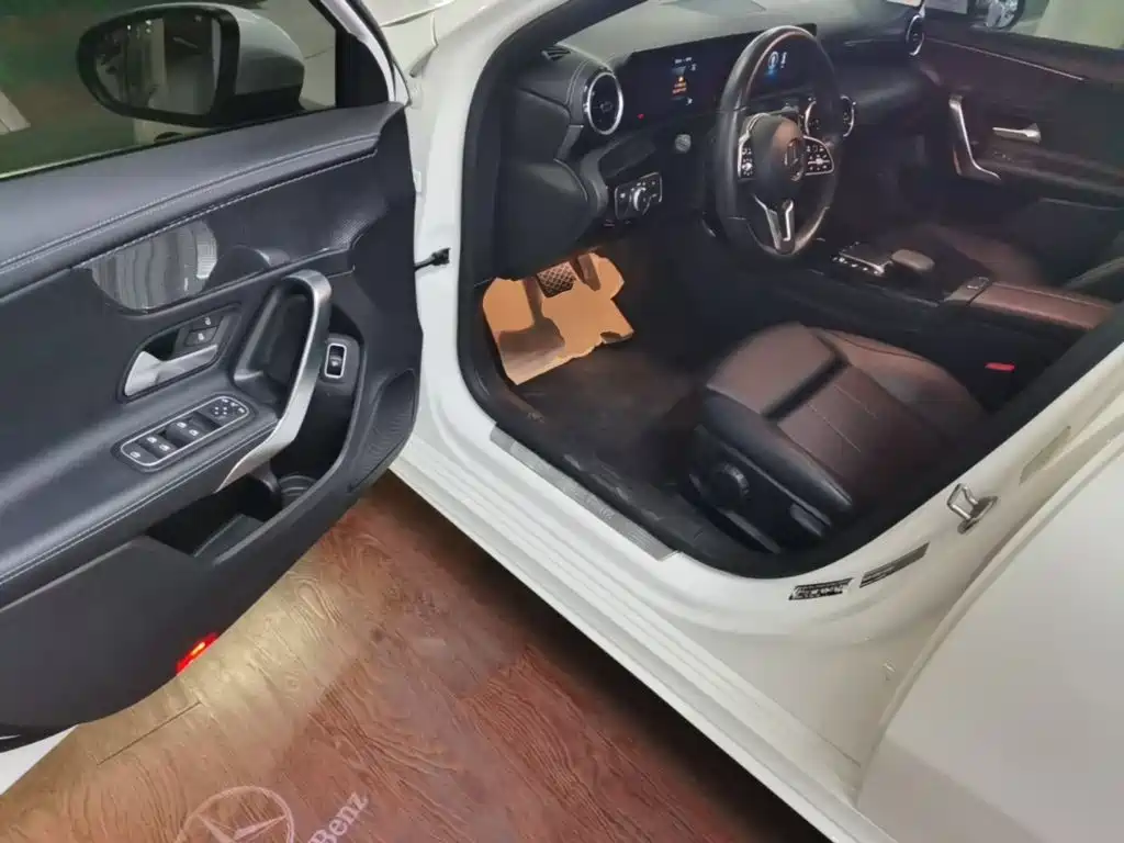 Mercedes-Benz A-Class — миниатюра 16