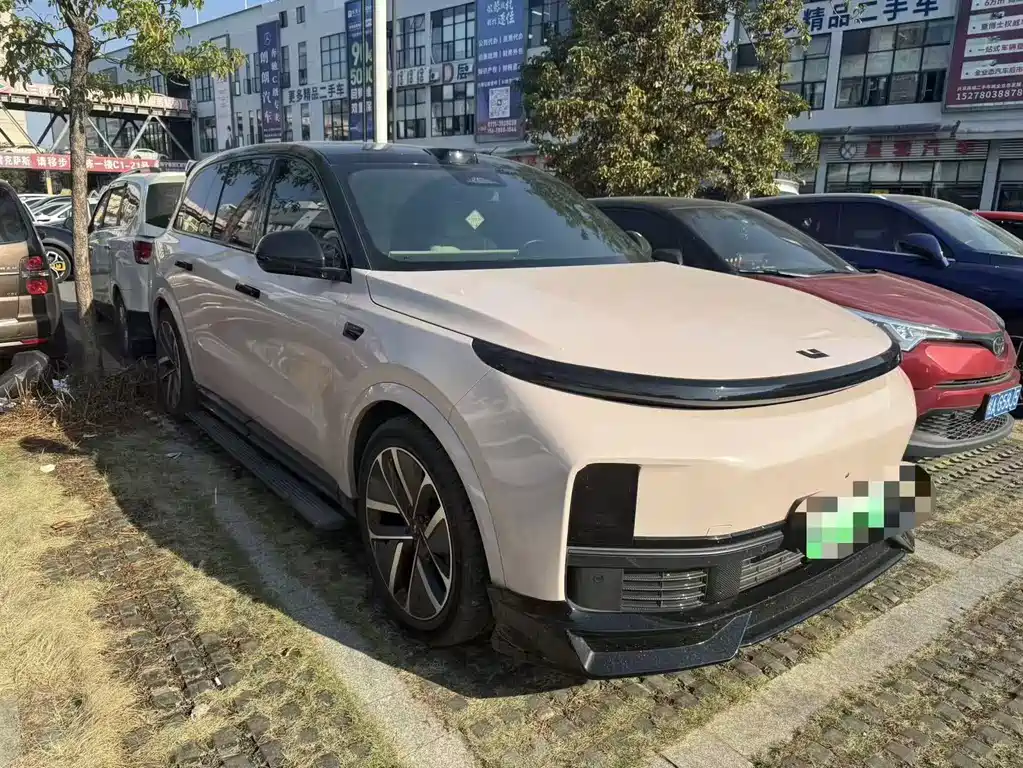 Li Auto Li L9 — миниатюра 2