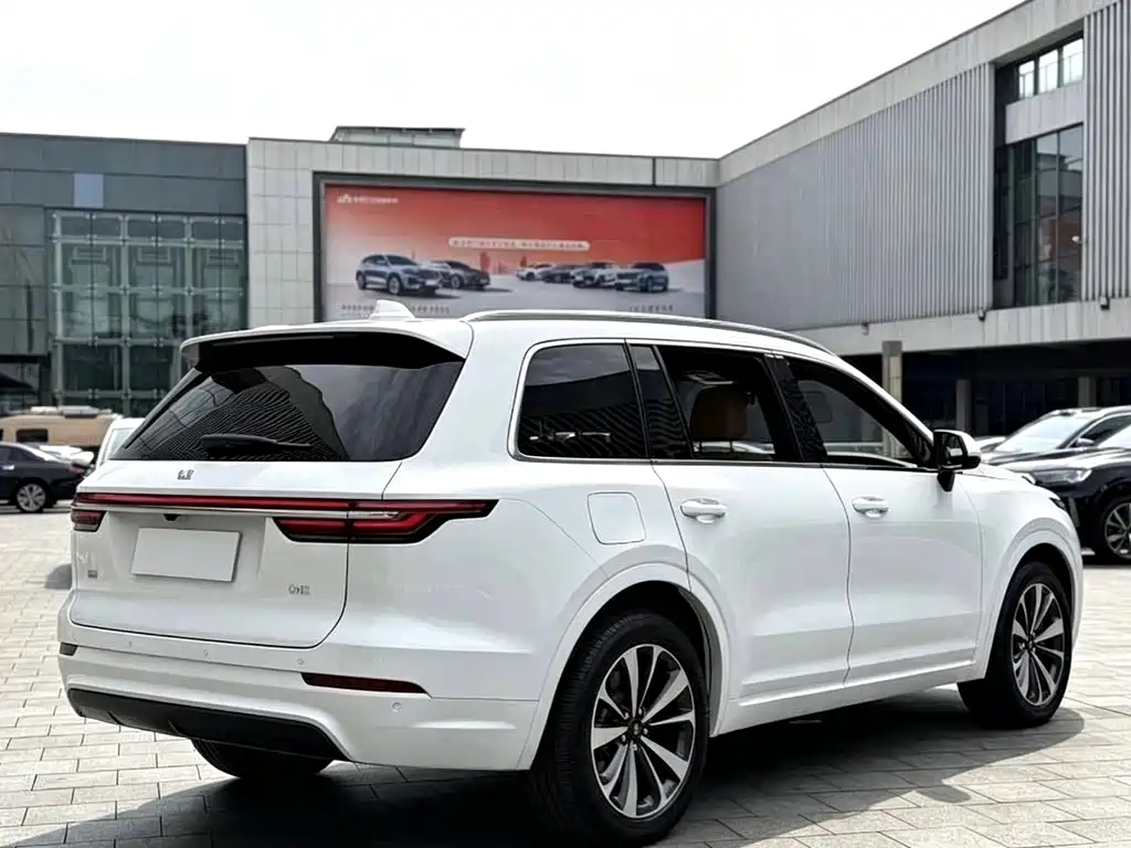 Li Auto Li ONE — миниатюра 9