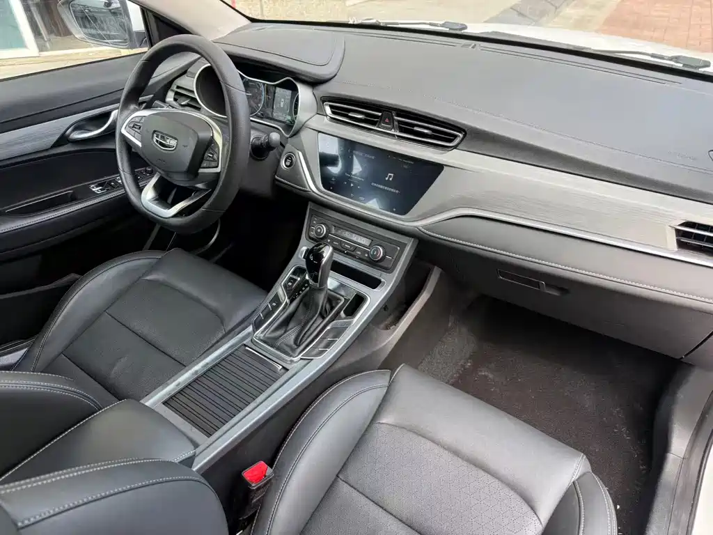 Geely Emgrand — миниатюра 8