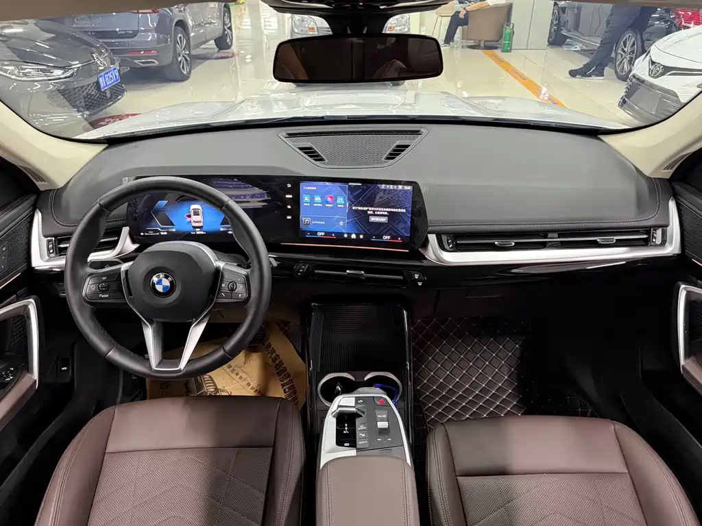 BMW X1 2023 sDrive20Li X