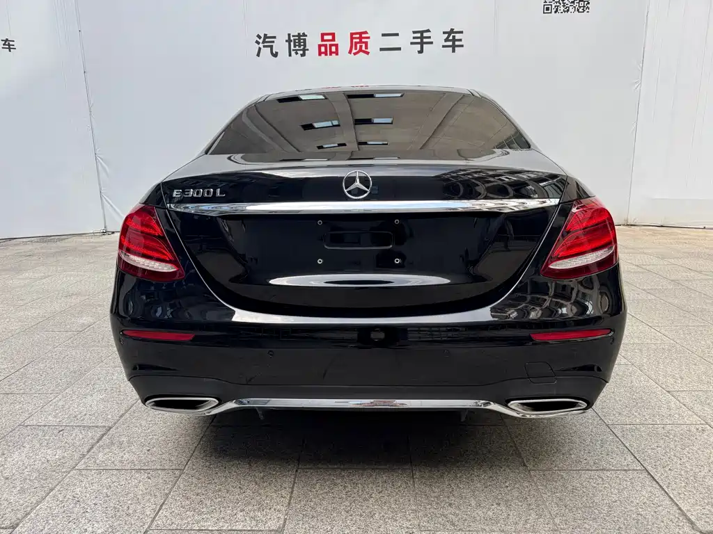 Mercedes-Benz E-Class — миниатюра 13