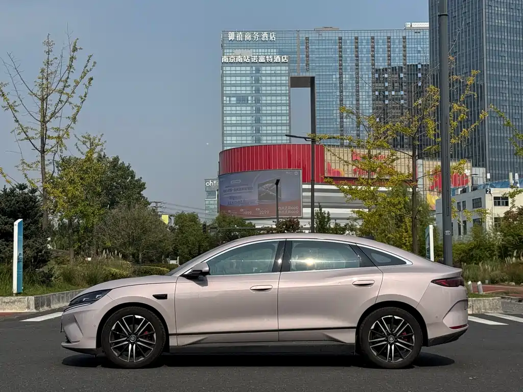 BYD Qin L — миниатюра 2