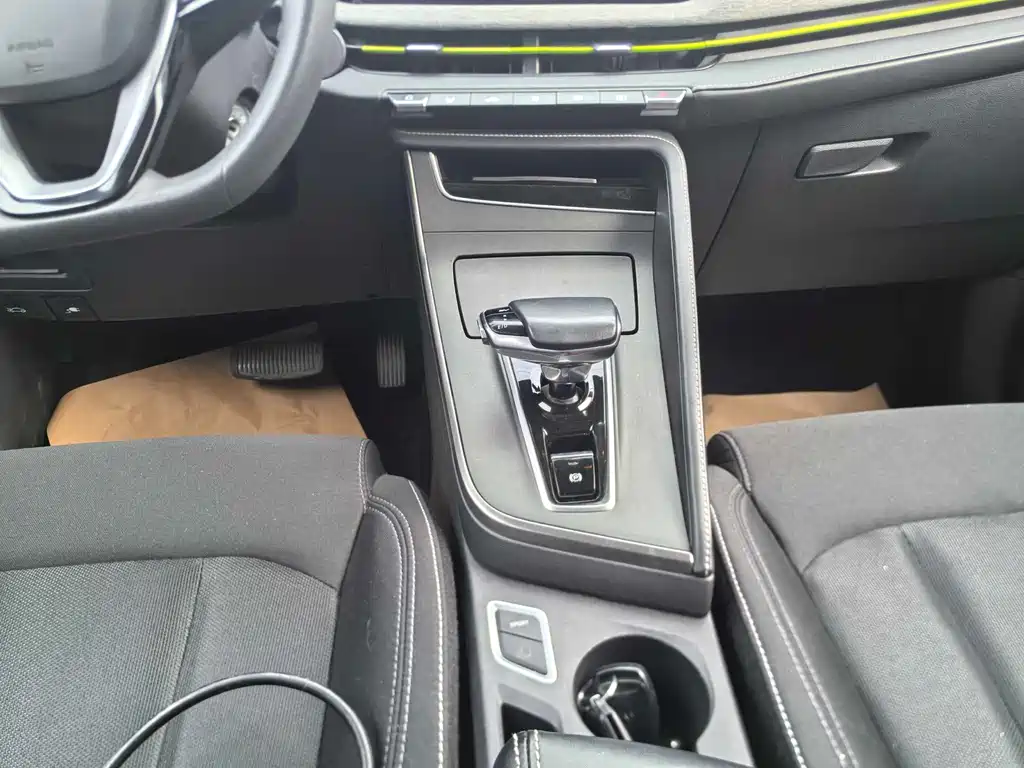 CHANGAN NEW ENERGY E PRO