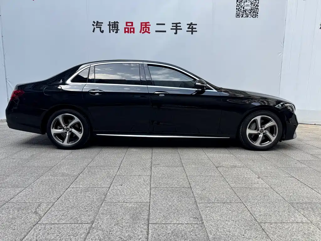 Mercedes-Benz E-Class — миниатюра 12