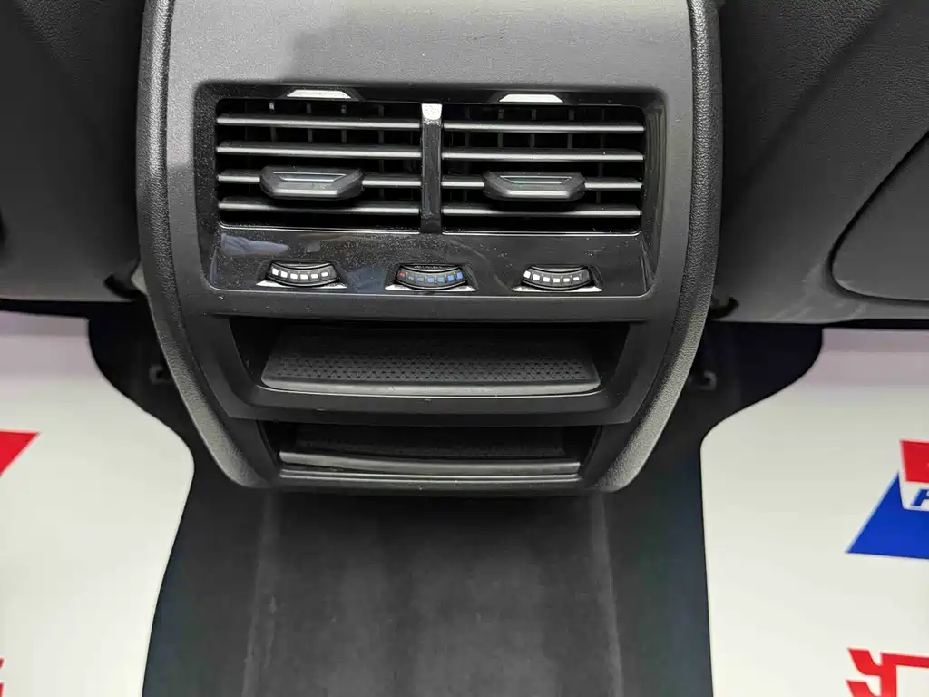 BMW X5 (Import) — миниатюра 14