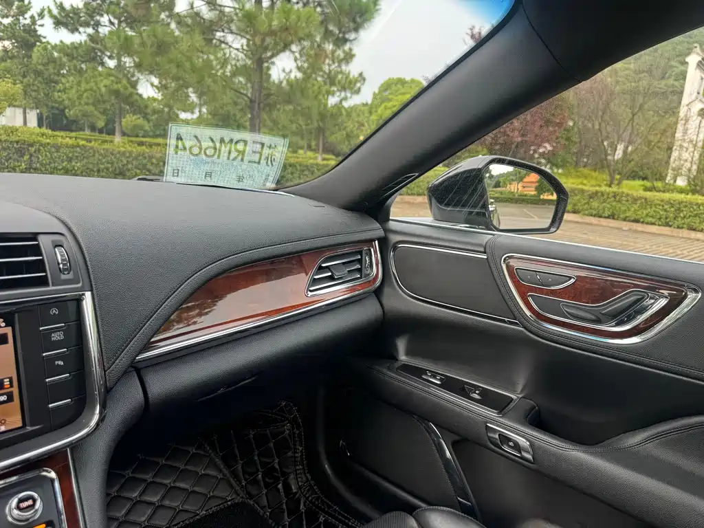 Lincoln Continental — миниатюра 13