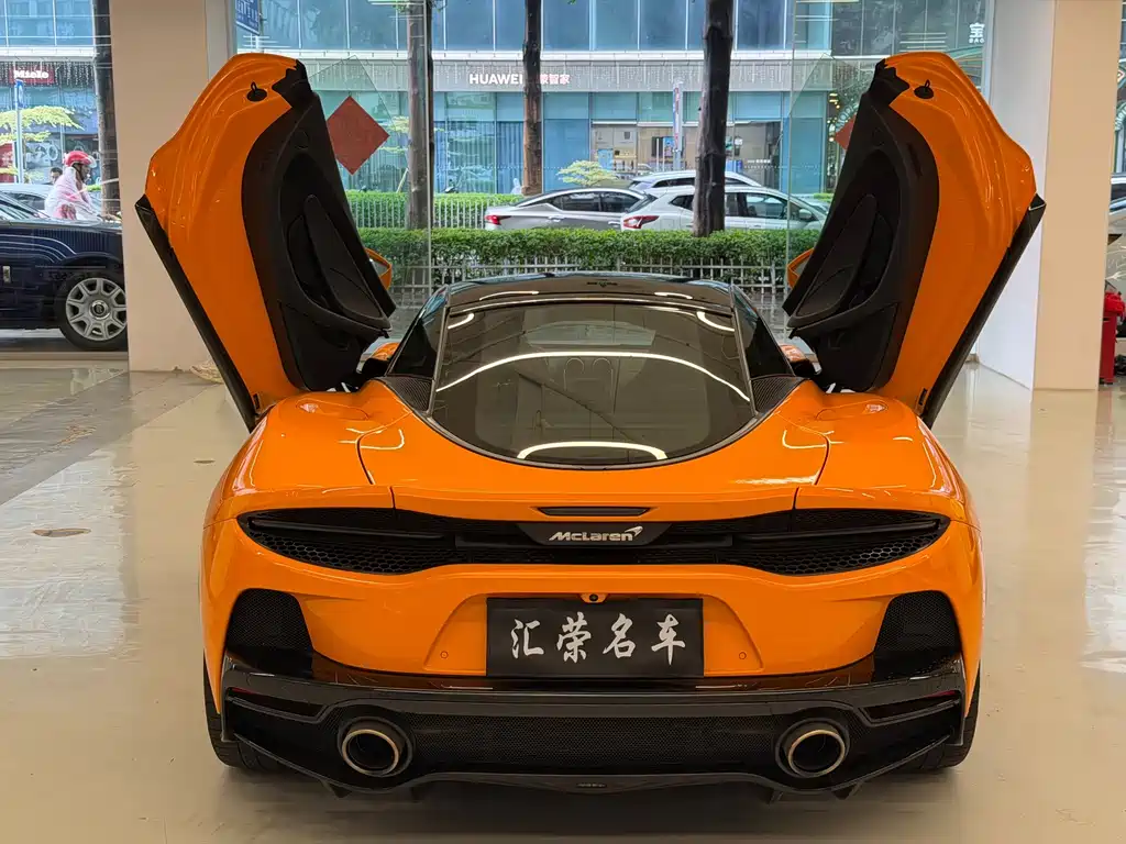 McLaren GT — миниатюра 11