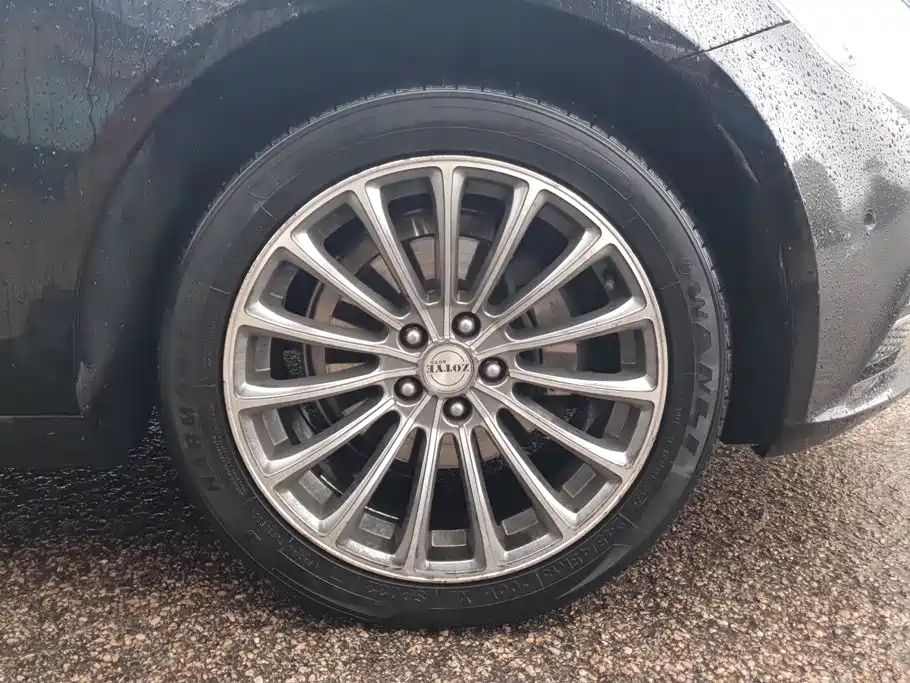 Zotye Zotye Z700 — миниатюра 6