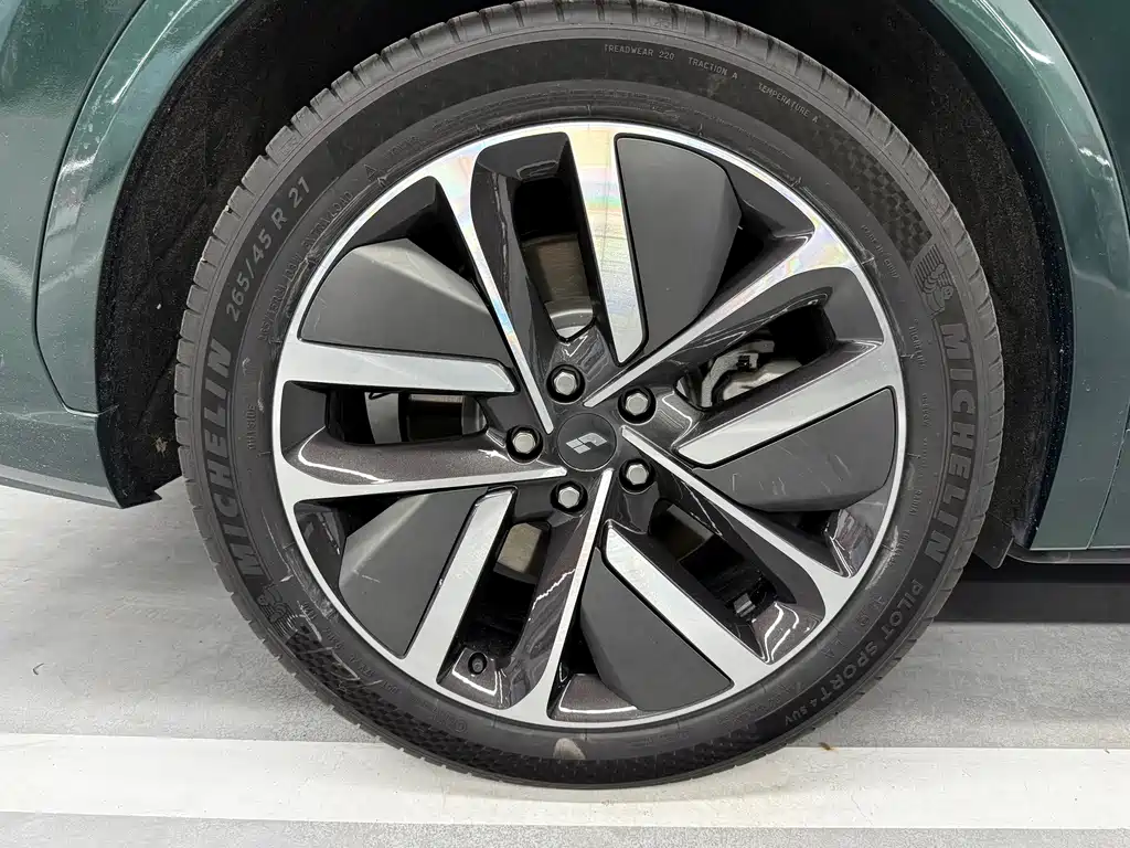 Li Auto Li L7 — миниатюра 17